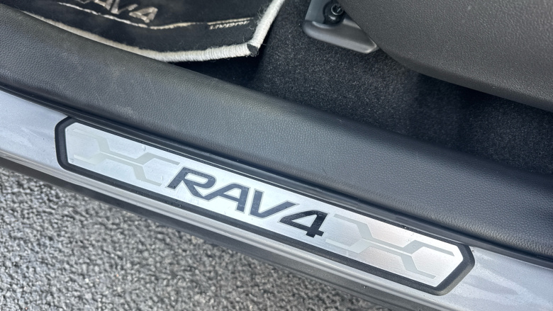 Toyota RAV4 2.5 VVT-i Hybrid Design 5dr CVT 2WD Hybrid Estate